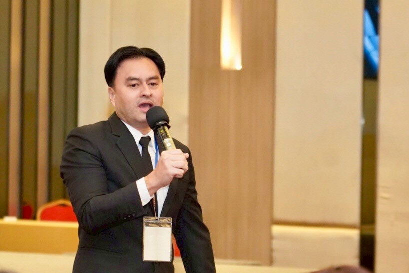 LINE ALBUM 201168 251120 28