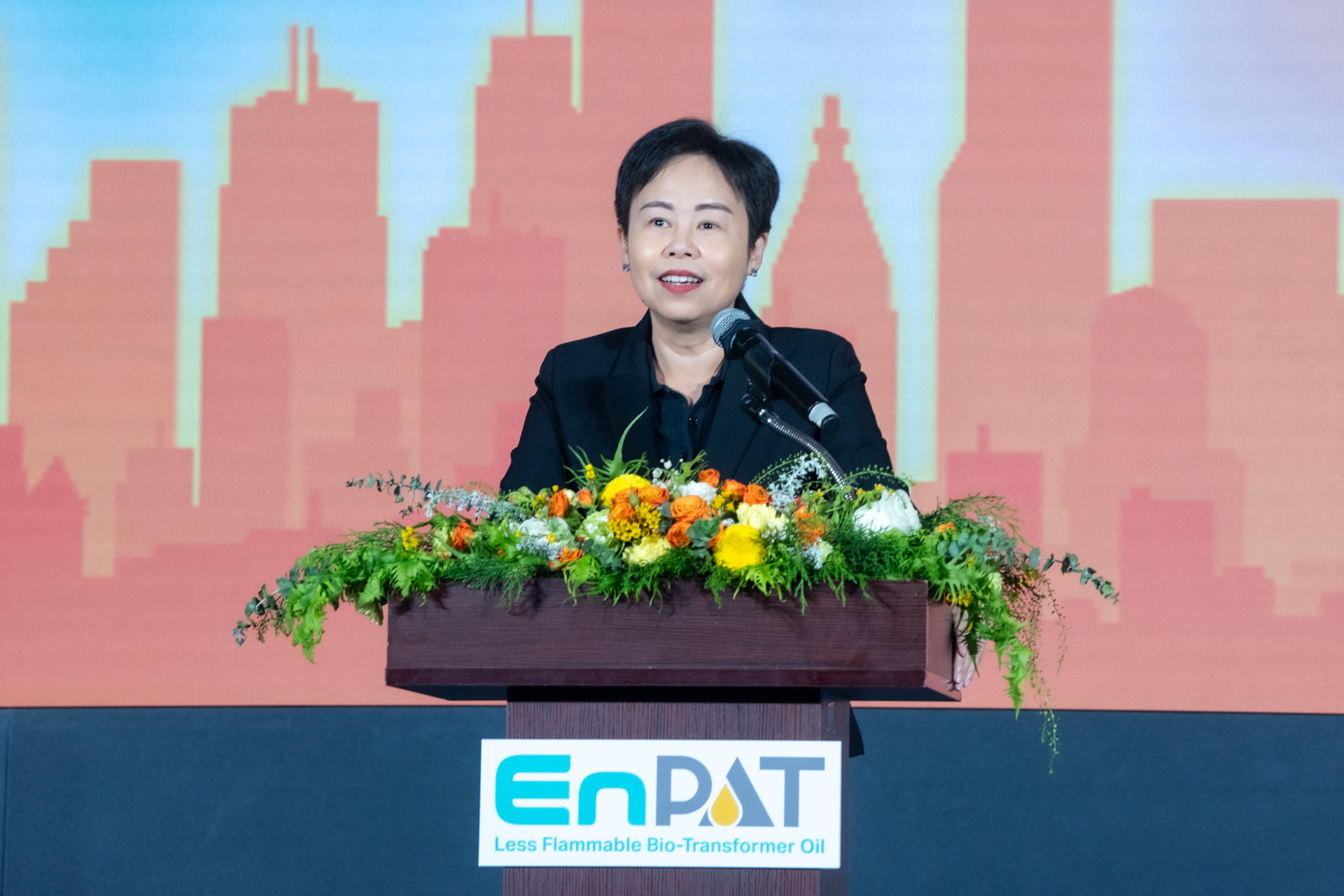 4.2รศ. ดร.ทวิดา กมลเวชช รองผู้ว่าราชการกรุงเทพ