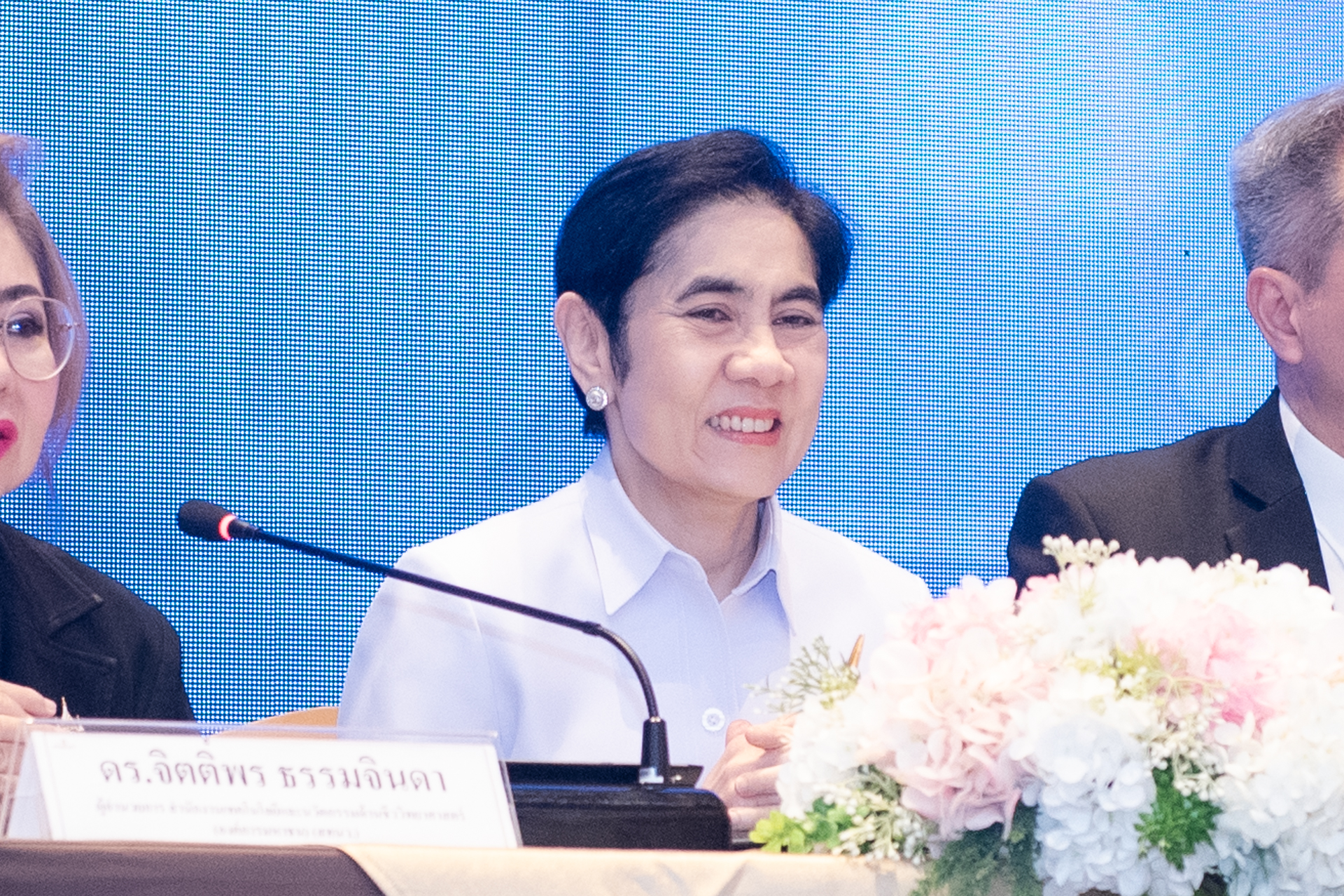 3ภญ.สุภัทรา บุญเสริม เลขาธิการ อย