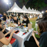 5 ธันวาคม บทเพลงพระราชนิพนธ์ดังกระหึ่มทั่วประเทศ พสกนิกรฝ่าฝ ... Image 4