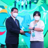 ปลัดกระทรวง อว. มอบโล่ขอบคุณหน่วยงานร่วมจัดงานมหกรรมวิทยาศาส ... พารามิเตอร์รูปภาพ 23